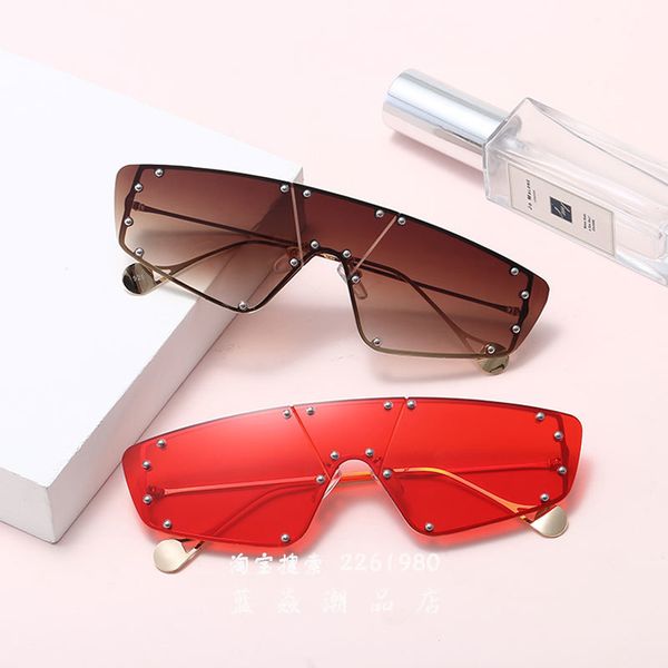 cool integrated frameless sunglasses, men women show a face, small wind and sunglasses tiktok, rivet, street, glasses, White;black
cool integrated frameless sunglasses, men women show a face, small wind and sunglasses tiktok, rivet, street, glasses, White;black