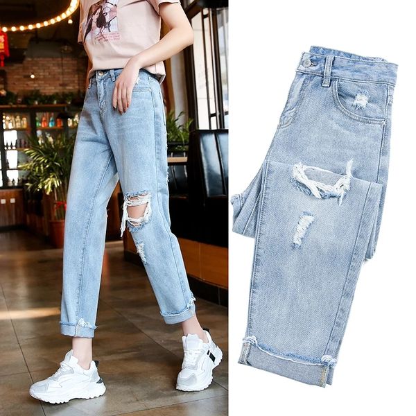 Hot sale jeans woman 2020 streetwear korean harem pants light blue loose ripped distressed jeans for women
Hot sale jeans woman 2020 streetwear korean harem pants light blue loose ripped distressed jeans for women
