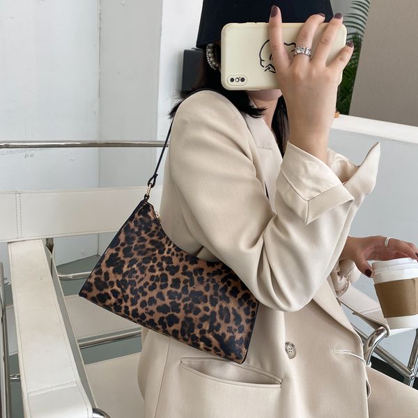 hbp underarm bag handbag purse retro animal zebra pattern personality designers fashion women bags handbags individuality
hbp underarm bag handbag purse retro animal zebra pattern personality designers fashion women bags handbags individuality