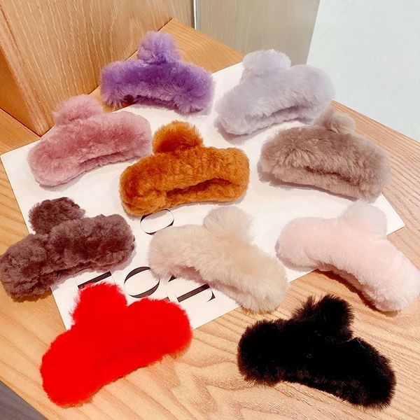 2020 winter women elegant solid soft rabbit fur hair claws sweet headband hair clips lovely hairpins fashion hair accessories, Golden;silver
2020 winter women elegant solid soft rabbit fur hair claws sweet headband hair clips lovely hairpins fashion hair accessories, Golden;silver