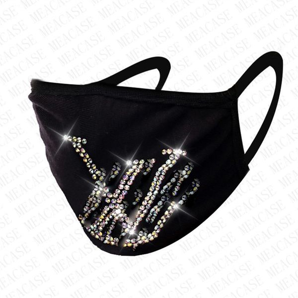 fashion diamond rhinestone face blingbling designer black masks washable reusable glitter shinny gem jewel facemask mouth cover d8607
fashion diamond rhinestone face blingbling designer black masks washable reusable glitter shinny gem jewel facemask mouth cover d8607