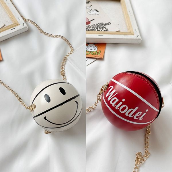 wanghong the same children's basketball basketballfunny little round women's 2020 new basketball bag crossbite pink ins chain bag
wanghong the same children's basketball basketballfunny little round women's 2020 new basketball bag crossbite pink ins chain bag