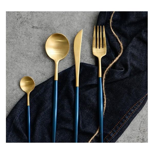 100% brand 4pcs /lot golden blue cutlery set gold 18/10stainless steel dinnerwar set fork knife scoops sliverware sqcpyz ppshop01
100% brand 4pcs /lot golden blue cutlery set gold 18/10stainless steel dinnerwar set fork knife scoops sliverware sqcpyz ppshop01
