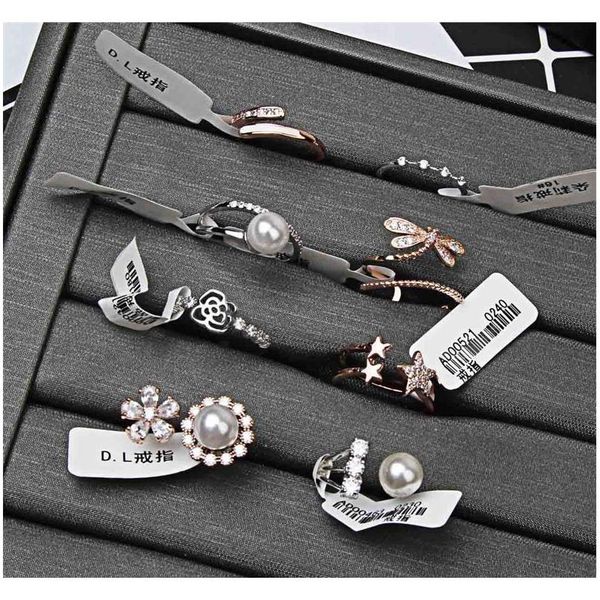 new rings korean fashion full diamond simple ring zircon micro inlay ring crystal rhinestone mix popular h wmtbmf whole2019, Silver
new rings korean fashion full diamond simple ring zircon micro inlay ring crystal rhinestone mix popular h wmtbmf whole2019, Silver