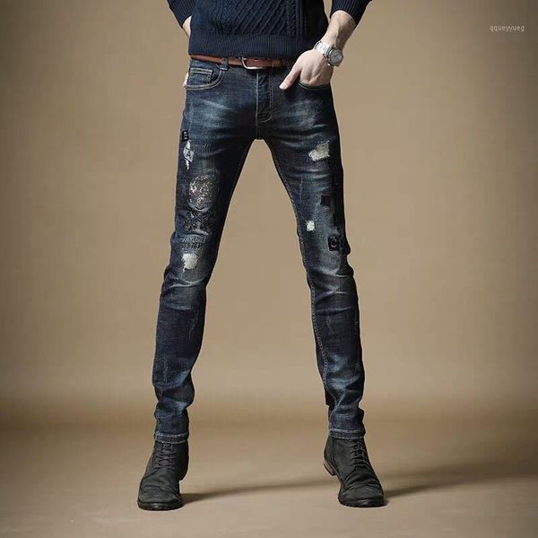 men's jeans 2021 men's male spring rhinestone embroidery korean hole fashion slim blue trendy trousers1
men's jeans 2021 men's male spring rhinestone embroidery korean hole fashion slim blue trendy trousers1