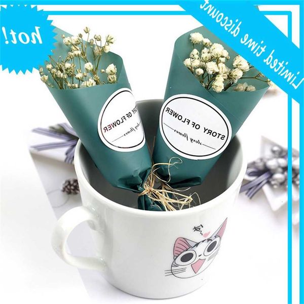 mini dried immortal flowers, stars all over the sky
mini dried immortal flowers, stars all over the sky