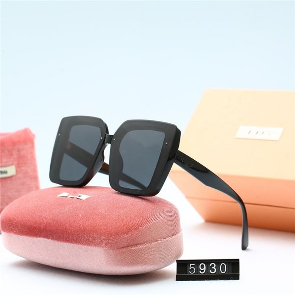 2021 new fashion women sunglasses large square frame goggles uv protection eyewear popular avant-garde style with box, White;black
2021 new fashion women sunglasses large square frame goggles uv protection eyewear popular avant-garde style with box, White;black