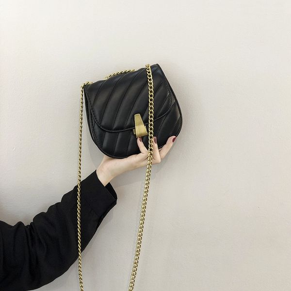 high-end french piglet saddle 2020 spring/summer new women's western fashion fashion messenger bag saddle bag for women fnixp
high-end french piglet saddle 2020 spring/summer new women's western fashion fashion messenger bag saddle bag for women fnixp