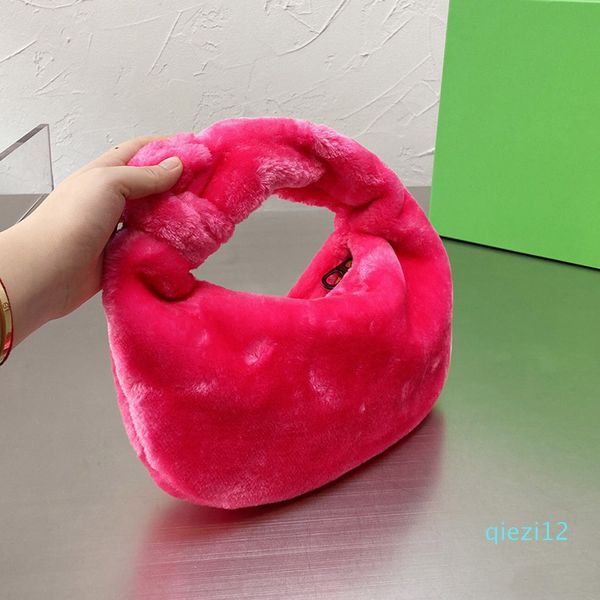 bottegas venetta bag 2023 winter designer luxury winter womens faux fur mini jodie bags shoulder bag fluffy hobo fox hair purse size 28*15cm
bottegas venetta bag 2023 winter designer luxury winter womens faux fur mini jodie bags shoulder bag fluffy hobo fox hair purse size 28*15cm