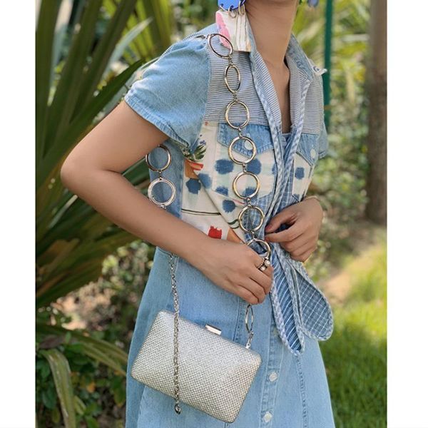 chain evening bag women party banquet glitter bag wedding clutches chain shoulder bolsas mujer
chain evening bag women party banquet glitter bag wedding clutches chain shoulder bolsas mujer