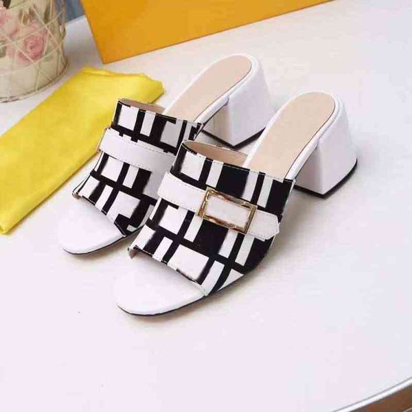 slippers fashion designer ladies sandals slippers, metal buckle leather high heels non-slip wear-resistant 35-43 yard belt box, Black
slippers fashion designer ladies sandals slippers, metal buckle leather high heels non-slip wear-resistant 35-43 yard belt box, Black