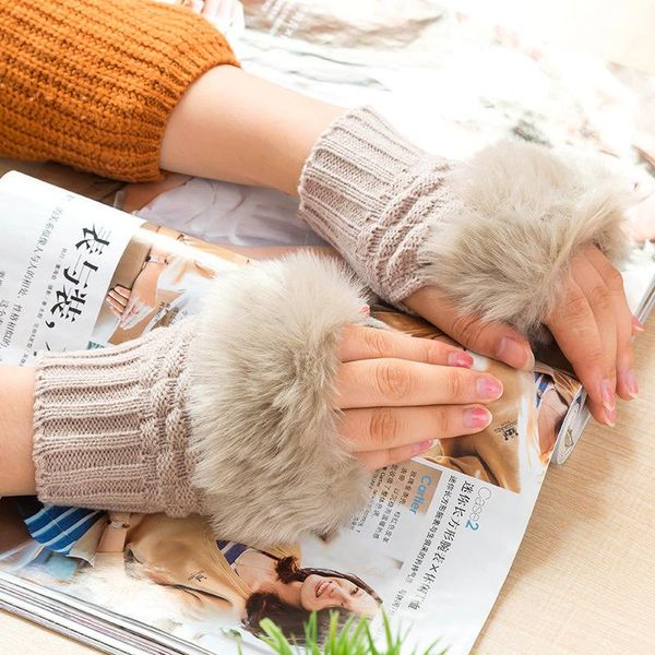 five fingers gloves winter fur knitted warm half-finger fingerless female wool wrist brace bare touch screen short, Blue;gray
five fingers gloves winter fur knitted warm half-finger fingerless female wool wrist brace bare touch screen short, Blue;gray