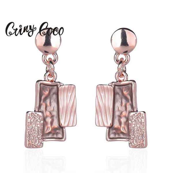 dangle & chandelier cring coco 2021 designer geometric hanging earrings for wedding party women's fashion alloy jewelry gold color drop, Silver
dangle & chandelier cring coco 2021 designer geometric hanging earrings for wedding party women's fashion alloy jewelry gold color drop, Silver