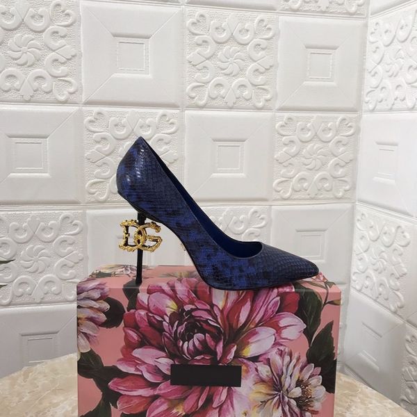 high heel women's shoes, designer casual products, afraid of comfort, summer fashion luxury sandals, Red;white
high heel women's shoes, designer casual products, afraid of comfort, summer fashion luxury sandals, Red;white