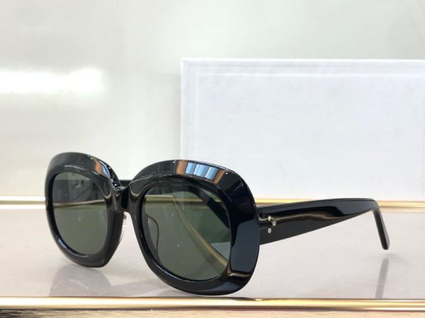 summer sunglasses for men women style 40070 anti-ultraviolet retro plate full frame fashion eyeglasses random box, White;black
summer sunglasses for men women style 40070 anti-ultraviolet retro plate full frame fashion eyeglasses random box, White;black
