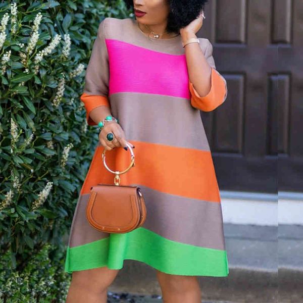 colorful printed striped casual dresses women fashion three quarter sleeve o neck vestidos african large ladies robes female, Black;gray
colorful printed striped casual dresses women fashion three quarter sleeve o neck vestidos african large ladies robes female, Black;gray