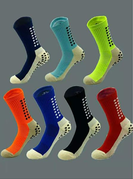 autumn and winter mid tube rubber running socks towel bottom outdoor sports socks breathable anti slip football socks, Black
autumn and winter mid tube rubber running socks towel bottom outdoor sports socks breathable anti slip football socks, Black