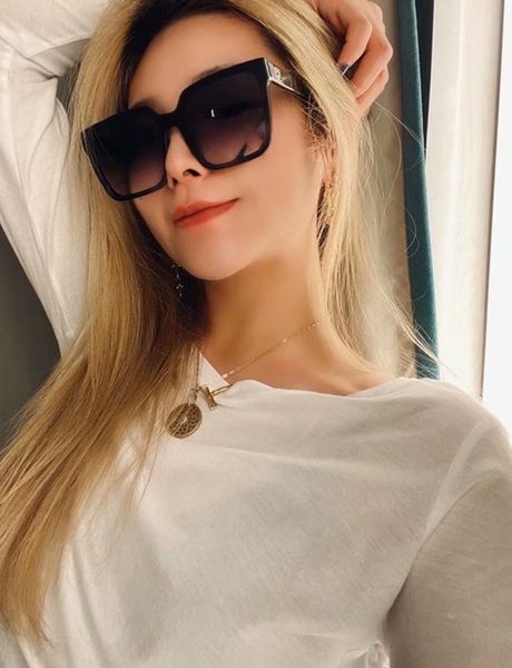 ch71532 designer women sunglasses fashion trend summer sunglasses big square frame classic style sunglasses for women, White;black
ch71532 designer women sunglasses fashion trend summer sunglasses big square frame classic style sunglasses for women, White;black