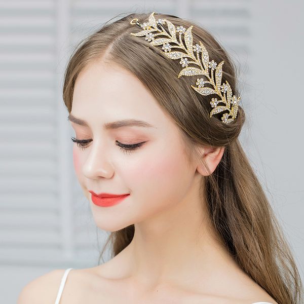 bridal headdress alloy inlaid rhinestone jewelry, gold edge with korean crown leaf modeling handmade hair ornament, Silver
bridal headdress alloy inlaid rhinestone jewelry, gold edge with korean crown leaf modeling handmade hair ornament, Silver