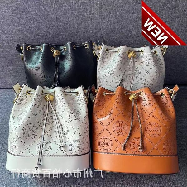 tb simple pattern solid color bucket large capacity drawstring portable single shoulder messenger women's bag
tb simple pattern solid color bucket large capacity drawstring portable single shoulder messenger women's bag