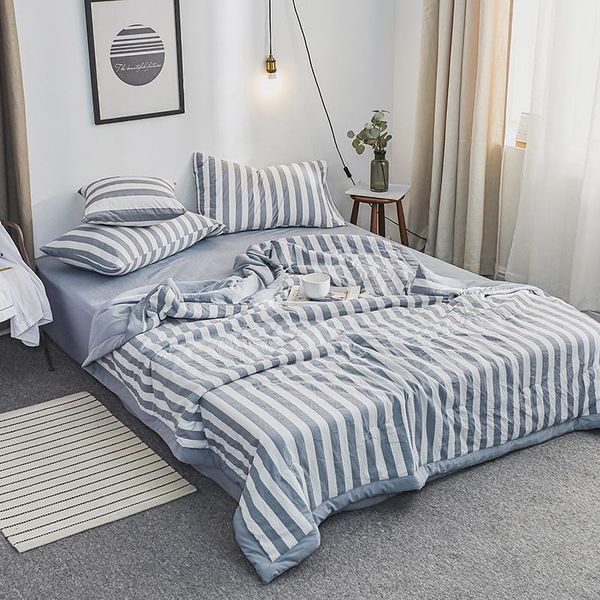 a pair of yarn-dyed washed summer quilt & pillowcase, soft blanket on the bed or sofa, bringing a quality of life
a pair of yarn-dyed washed summer quilt & pillowcase, soft blanket on the bed or sofa, bringing a quality of life