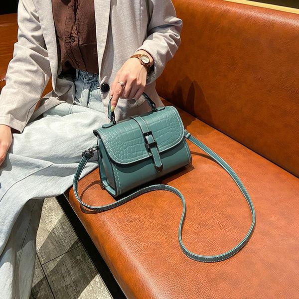 shoulder bags exquisite stone pattern bag female fashion versatile handbag soft leather mobile phone lady blue
shoulder bags exquisite stone pattern bag female fashion versatile handbag soft leather mobile phone lady blue