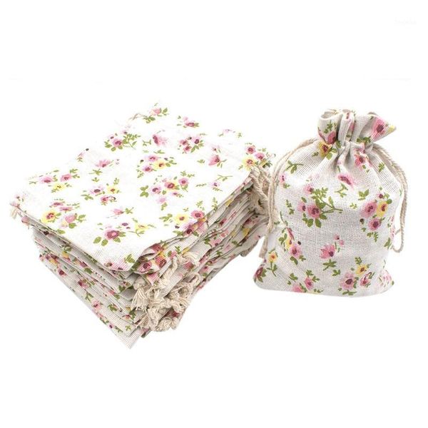 50pcs floral burlap drawstring bags, linen gift bag jewelry pouches sacks for christmas wedding party, 5.3 x 3.9 inch1
50pcs floral burlap drawstring bags, linen gift bag jewelry pouches sacks for christmas wedding party, 5.3 x 3.9 inch1