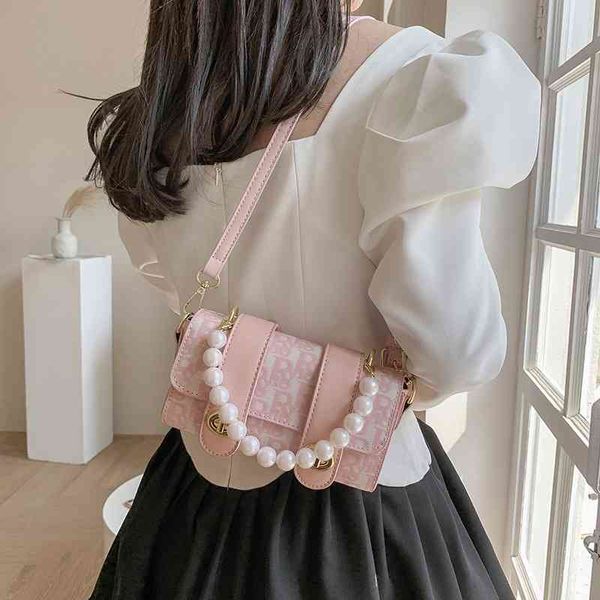 classic star pearl hand new fashion messenger versatile popular pillow bag handbags
classic star pearl hand new fashion messenger versatile popular pillow bag handbags
