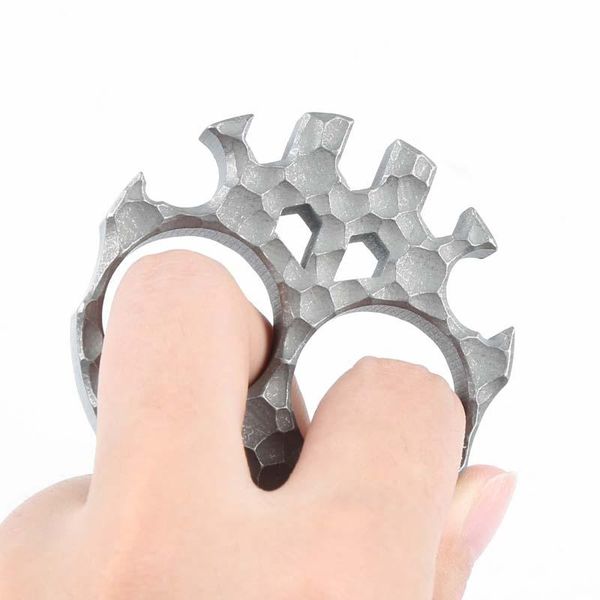 skull skeleton ti titanium bottle openers punch daggers outdoor finger buckle survival pocket edc self defense knucks knuckle multi tools4
skull skeleton ti titanium bottle openers punch daggers outdoor finger buckle survival pocket edc self defense knucks knuckle multi tools4