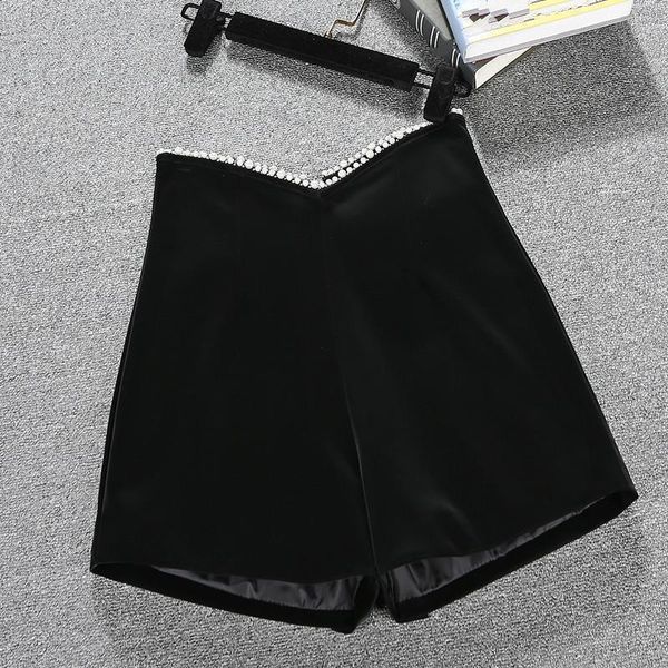 2021 autumn winter high waist velvet shorts women ins outer wear western style slim beaded a-line black casual rc011, White;black
2021 autumn winter high waist velvet shorts women ins outer wear western style slim beaded a-line black casual rc011, White;black