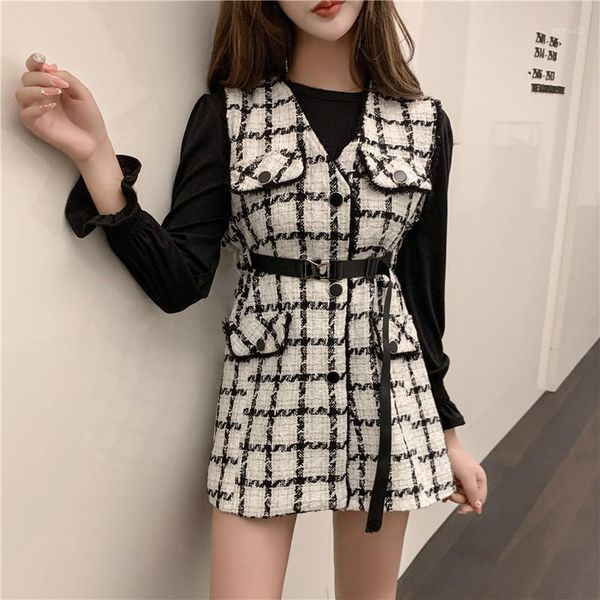 women's vests 2021 spring women retro plaid vest waistcoat 2 pieces slim bottoming shirt&v neck jackets female sleeveless jackets1, Black;white
women's vests 2021 spring women retro plaid vest waistcoat 2 pieces slim bottoming shirt&v neck jackets female sleeveless jackets1, Black;white
