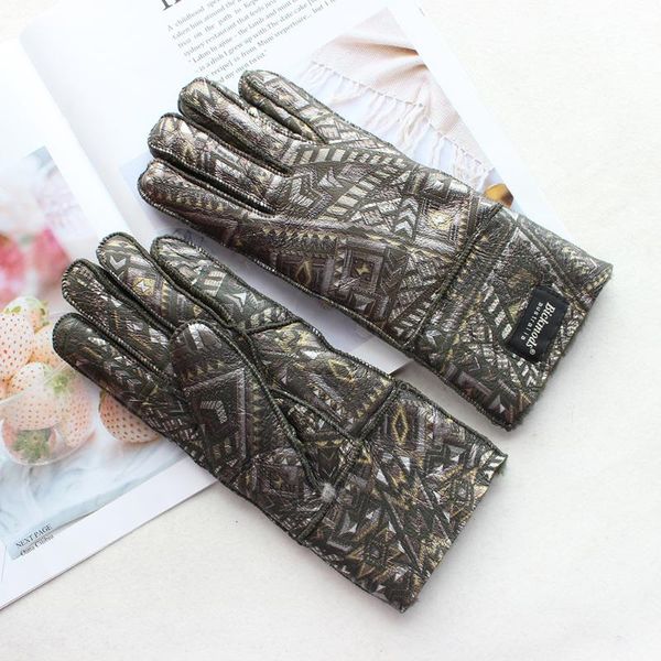 five fingers gloves bickmods leather with fur four colors fashion wool lining plus velvet warm winter cold protection sheepskin, Blue;gray
five fingers gloves bickmods leather with fur four colors fashion wool lining plus velvet warm winter cold protection sheepskin, Blue;gray