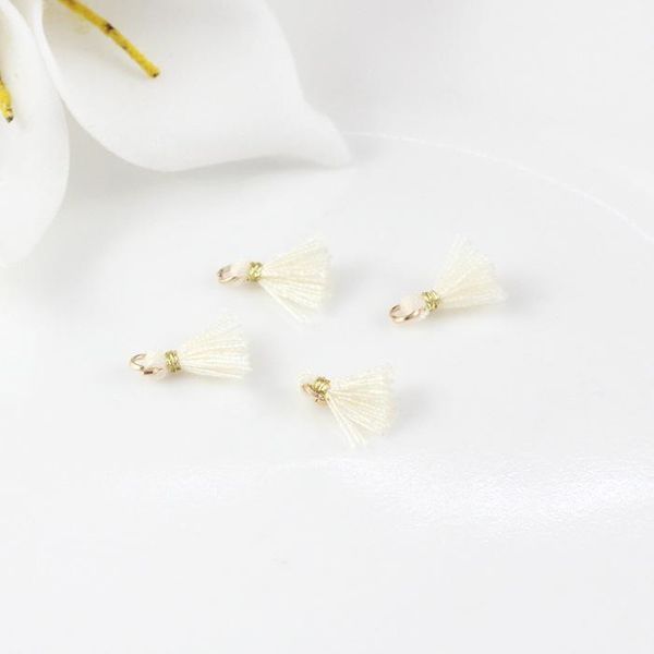 50 шт. 1 см мини хлопчатобумажная нить кисточкой для ювелирных изделий для изготовления ювелирных украшений diy браслет для мобильного телеф
50 шт. 1 см мини хлопчатобумажная нить кисточкой для ювелирных изделий для изготовления ювелирных украшений diy браслет для мобильного телеф