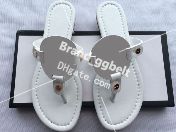 2022 designer 20 color hollow out flip flops suitable for wearing rubber sandals, wear - resistant slippers in summer indoo det with box, Black
2022 designer 20 color hollow out flip flops suitable for wearing rubber sandals, wear - resistant slippers in summer indoo det with box, Black
