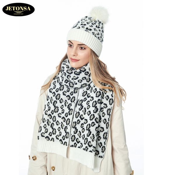 women's hat new autumn and winter european and american fur ball hat scarf set outdoor warm leopard wool knitted hat 201021, Blue;gray
women's hat new autumn and winter european and american fur ball hat scarf set outdoor warm leopard wool knitted hat 201021, Blue;gray