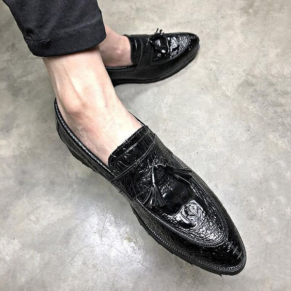 summer british style men shoes crododile leather tassel fringe driving loafers1, Black
summer british style men shoes crododile leather tassel fringe driving loafers1, Black
