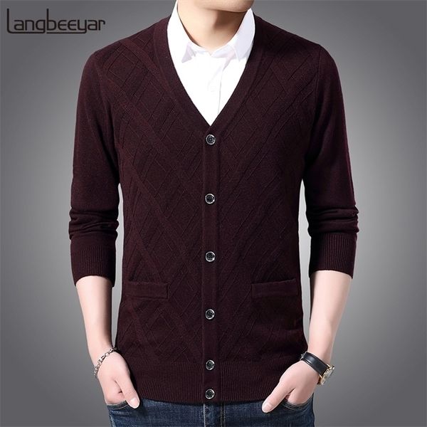 new fashion brand 6% wool sweater men cardigan v neck slim fit jumpers knitwear jacquard winter casual men clothes 201105, White;black
new fashion brand 6% wool sweater men cardigan v neck slim fit jumpers knitwear jacquard winter casual men clothes 201105, White;black