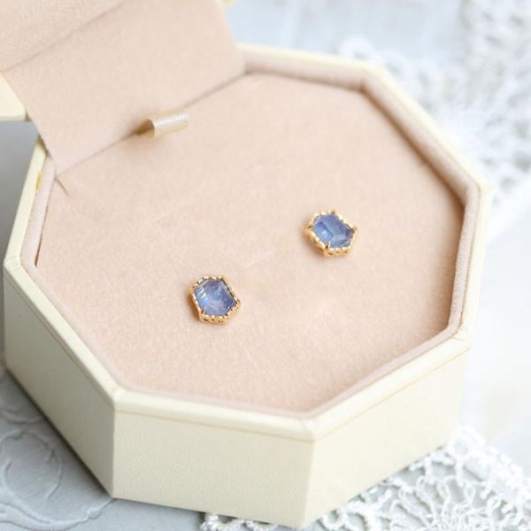 lamoon 925 silver vintage moonstone earring for women mysterious lake blue synthetic sapphire 14k gold plated jewelry lmei138, Golden;silver
lamoon 925 silver vintage moonstone earring for women mysterious lake blue synthetic sapphire 14k gold plated jewelry lmei138, Golden;silver
