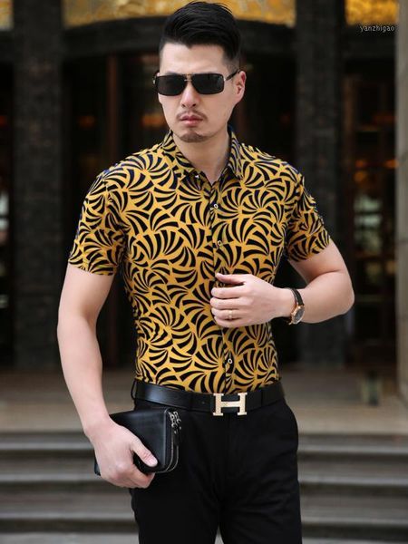 2020 summer geometric patterns men's short sleeve shirts velour slim fit 3xl personality silk shirt1, White;black
2020 summer geometric patterns men's short sleeve shirts velour slim fit 3xl personality silk shirt1, White;black