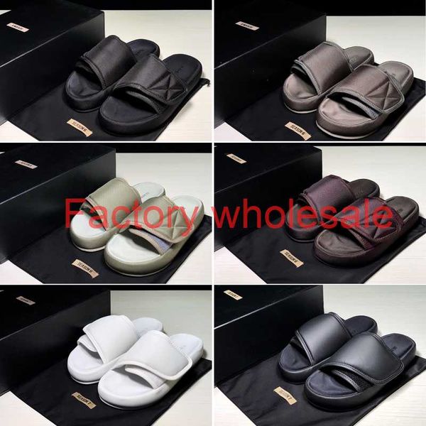2019 kanye season 6 slides summer men women fashion west season black embroidery waterproof outdoor slippers size us5-us11
2019 kanye season 6 slides summer men women fashion west season black embroidery waterproof outdoor slippers size us5-us11