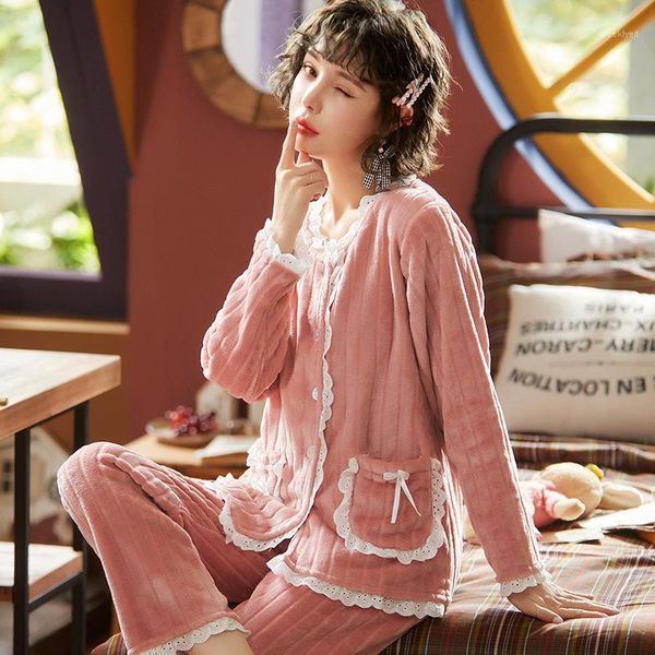 coral velvet cute freshing sweet beauty sleepwear cardigan suit autumn and winter flannel ladies pajamas nightwear home service1, Black;red
coral velvet cute freshing sweet beauty sleepwear cardigan suit autumn and winter flannel ladies pajamas nightwear home service1, Black;red