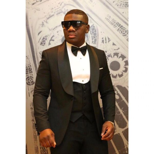 handsome one button groomsmen shawl lapel groom tuxedos men suits wedding/prom/dinner man blazer (jacket+pants+tie+vest) 769, Black;gray
handsome one button groomsmen shawl lapel groom tuxedos men suits wedding/prom/dinner man blazer (jacket+pants+tie+vest) 769, Black;gray