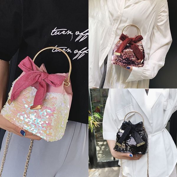 mini hand handshoulder hand women 2019 new fashion korean versatile messenger chain shoulder bag sequin foreign style bucket bag b69yx b69yx
mini hand handshoulder hand women 2019 new fashion korean versatile messenger chain shoulder bag sequin foreign style bucket bag b69yx b69yx