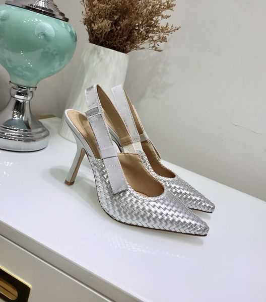 spring and summer 2020 new bandage four seasons shoes high heel woven sandals new slim heel and shallow mouth single shoe woman, Black
spring and summer 2020 new bandage four seasons shoes high heel woven sandals new slim heel and shallow mouth single shoe woman, Black
