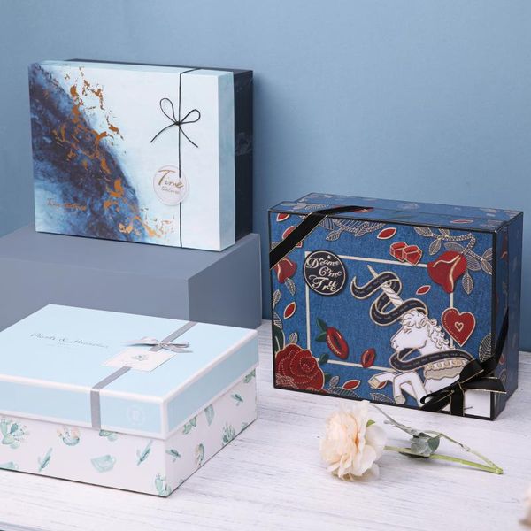 gift wrap business box paper graduation christmas gold foil wave diy carton father's mother's day present chocolate
gift wrap business box paper graduation christmas gold foil wave diy carton father's mother's day present chocolate