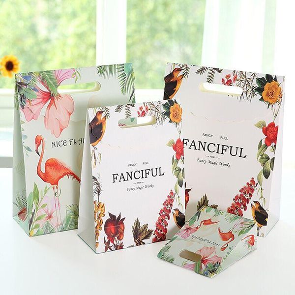 10pcs/lot christmas gift paper bag multifuntion festival bags with handles christmas party supply for party
10pcs/lot christmas gift paper bag multifuntion festival bags with handles christmas party supply for party