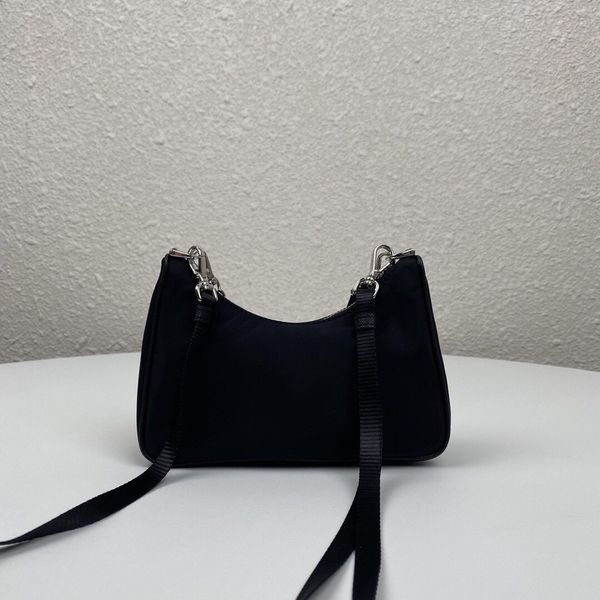 mini nylon re edition 2005 shoulder bag billetera de diseñador gold chains multi pochette accessoires genuine leather hobo crossbody bag sac
mini nylon re edition 2005 shoulder bag billetera de diseñador gold chains multi pochette accessoires genuine leather hobo crossbody bag sac