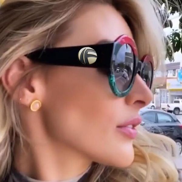 sunglasses classic big frame round women/men brand designer pc gradient sun glasses vintage red green black shades oculos m441, White;black
sunglasses classic big frame round women/men brand designer pc gradient sun glasses vintage red green black shades oculos m441, White;black