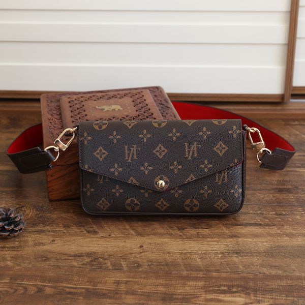 womens bag new fashion all-match printed one-shoulder crossbody chain mobile phone bag three-in-one envelope small square leather bag
womens bag new fashion all-match printed one-shoulder crossbody chain mobile phone bag three-in-one envelope small square leather bag