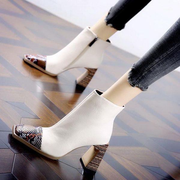 snake pattern color matching,woman short boots,2021europea women winter shoes ,square toe,thick heel, side zipper,footware black1, Black
snake pattern color matching,woman short boots,2021europea women winter shoes ,square toe,thick heel, side zipper,footware black1, Black